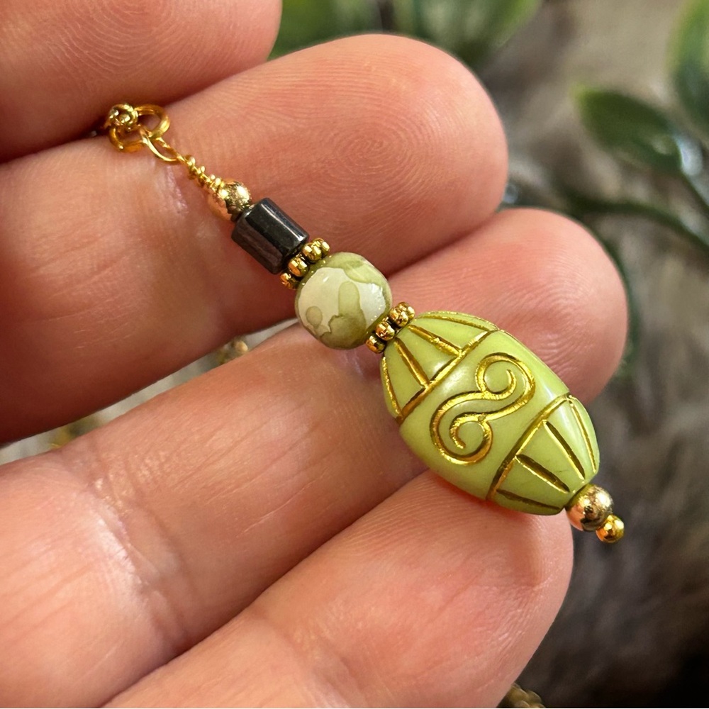 Handcrafted elegant glass beaded pendant on chain necklace